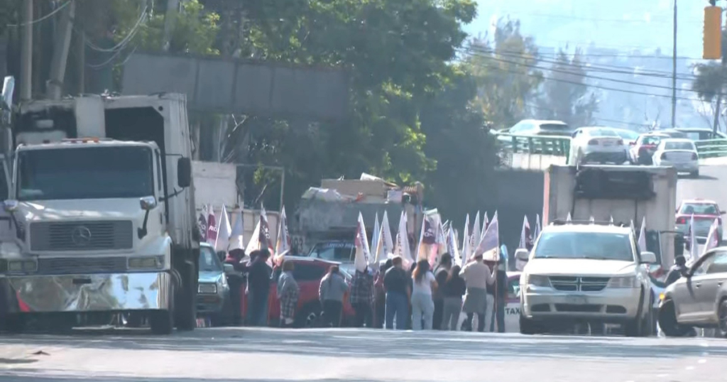 Bloqueo en Periférico Sur: manifestación del Sindicato Mexicano de Electricistas retrasa circulación y genera caos vial