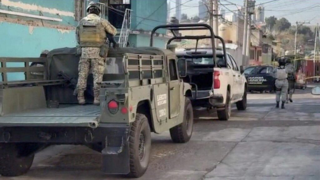 Persecución en Naucalpan termina con un hombre muerto en la colonia Olimpiada 68