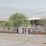 Niño se intoxica en escuela de Nuevo León tras ingerir agua con cloro en su termo