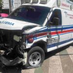 Ambulancia queda destruida tras accidente en la Cuauhtémoc: servicios de emergencia, en el centro de atención