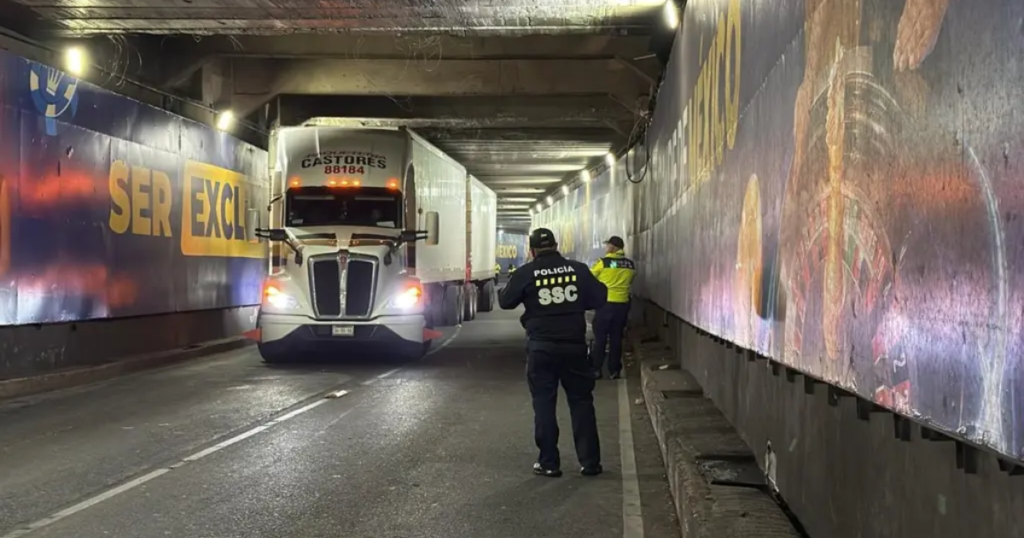 Accidente en Chapultepec provoca tráfico y complica traslados en la ciudad