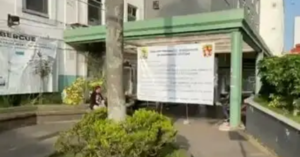 Continúa toma de instalaciones de Salud en Veracruz por manifestación sindical
