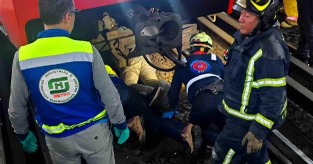 Rescatan a persona en vías de Línea 8 del Metro CDMX; activan protocolos de seguridad