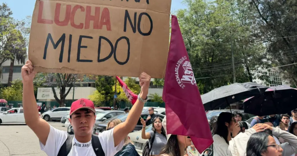 Estudiantes del IPN convocan mega marcha en CDMX y abren diálogo en escuelas