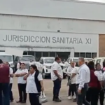 Empleados del sector salud protestan en Córdoba-Orizaba por falta de insumos médicos