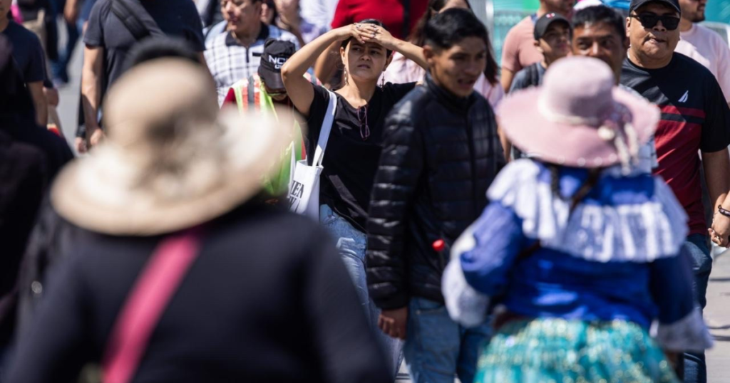 Ola de calor en CDMX impacta la vida diaria de miles de personas