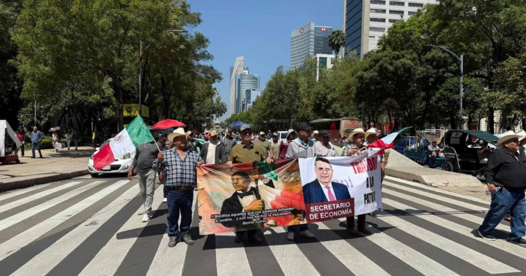 Miles de personas enfrentan caos vial por mega marcha y bloqueos en la CDMX