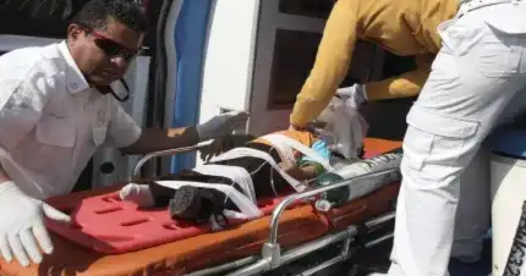 Niño en CDMX sufre grave accidente al morder una pila: alertan sobre riesgos en casa