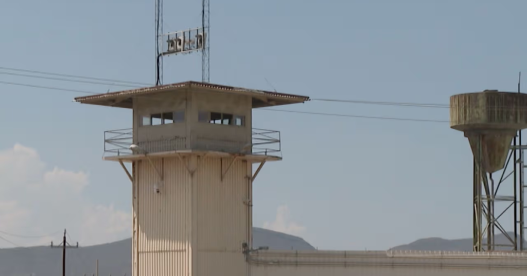 Fallece adulto mayor dentro de penal de Saltillo; investigan las causas