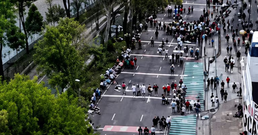 Bloqueo afecta la movilidad de miles de personas en el sur de la Ciudad de México