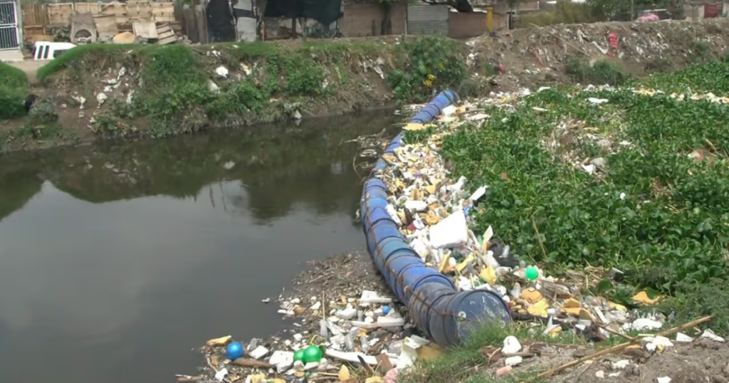 Escasez de inspectores complica el control del agua contaminada en la Zona Metropolitana de Guadalajara
