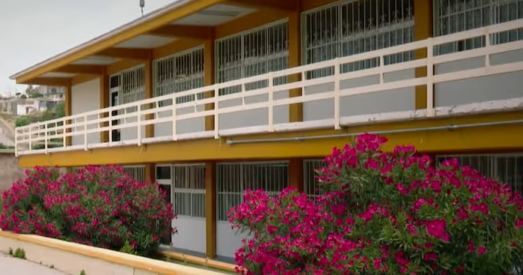 ¿Necesitas cambiar a tu hija o hijo de escuela? Así puedes solicitar otro plantel en Chihuahua