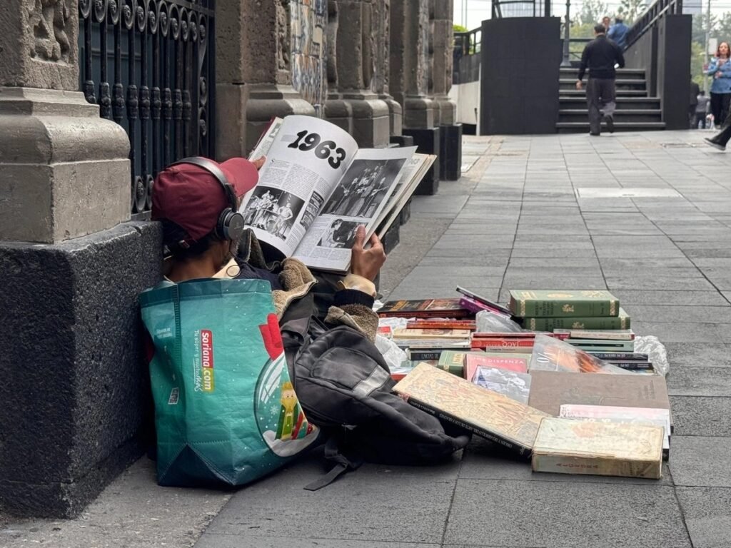 Mexicanos califican su vida con 8.75, pero el bienestar cambia con la edad