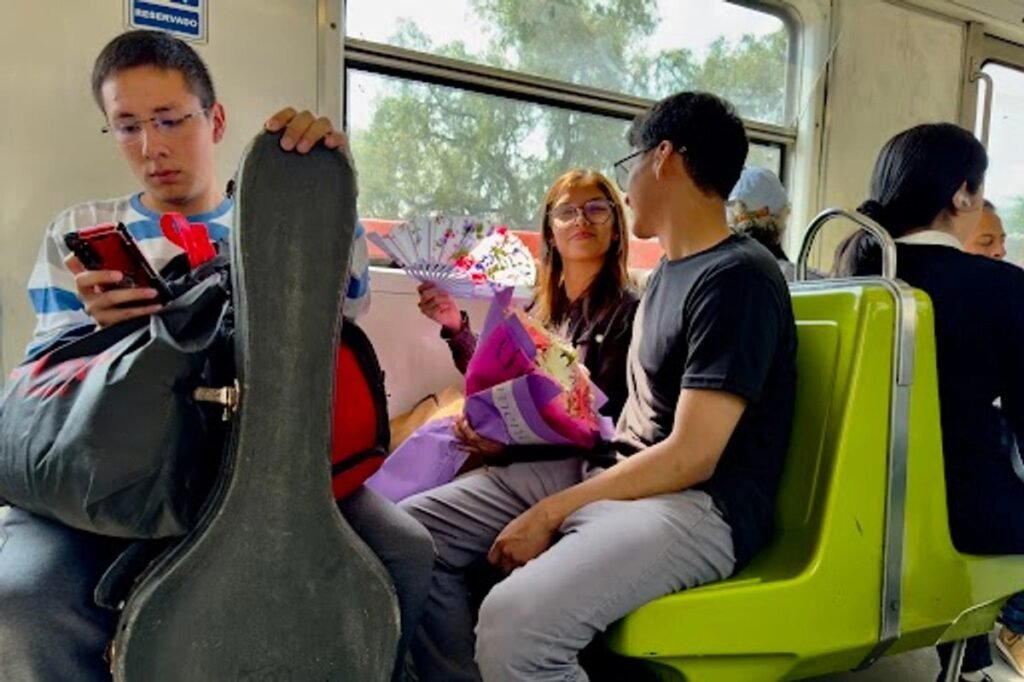 Del Metro al amor: una mirada en la Línea 2 cambió la vida de Lorna y Esteban