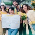 Una flor, un mensaje de esperanza: jóvenes llevan prevención del suicidio a las calles